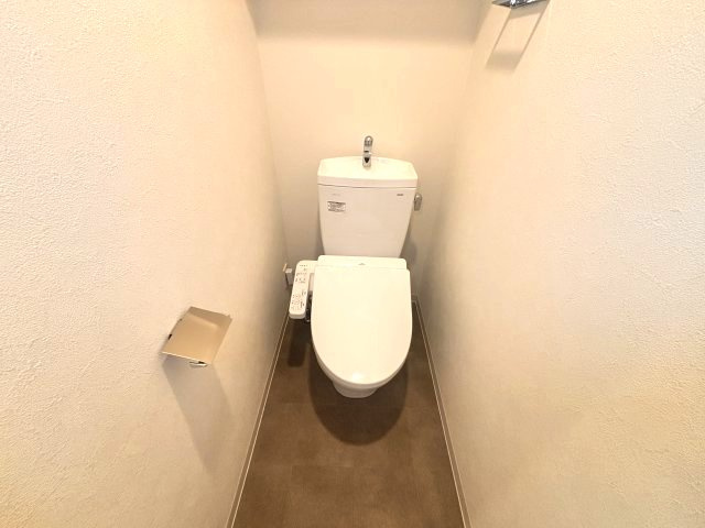 ソルテラス神戸栄町通のトイレ