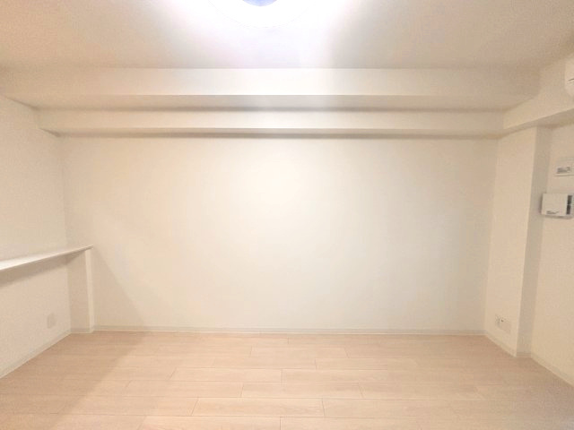 ソルテラス神戸栄町通の洋室
