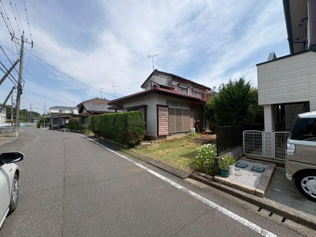 川越市かすみ野2丁目　建築条件なし売地　JR川越線『笠幡駅』徒歩18分　【霞ヶ関南小学区】の前面道路含む現地写真