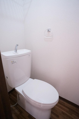 【トイレ】 | エトワールコート | 過去の写真を使用しております。