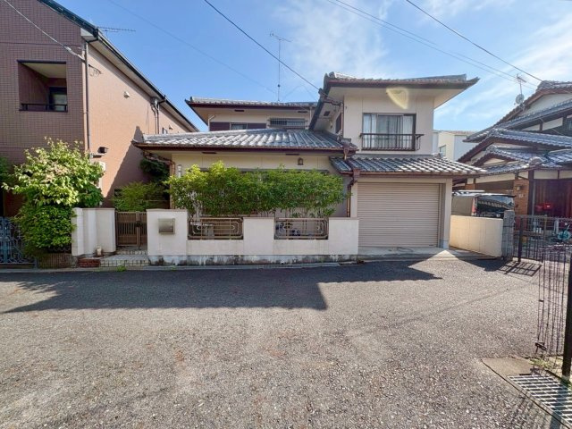 草津市西渋川1丁目　中古戸建て