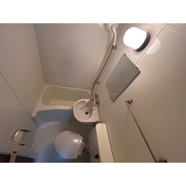 メゾンクレセールの浴室