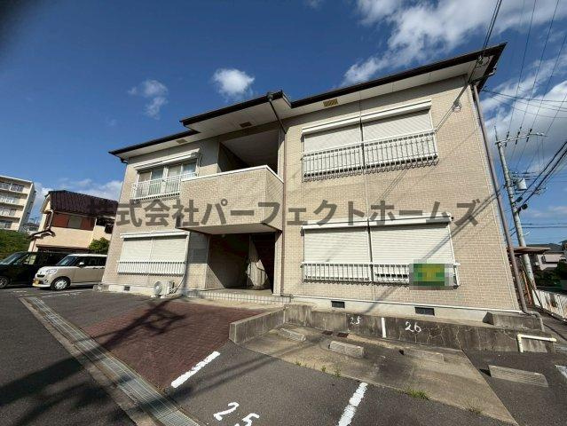 河合ハイツ池之宮の駐車場|駐車場があります