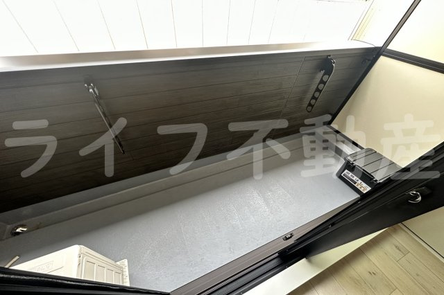 プロスパーコート長瀬のバルコニー|お洗濯にも便利なバルコニー付き