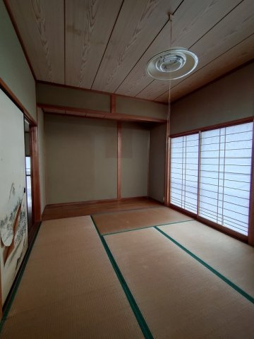 安来市切川町戸建の和室|2階