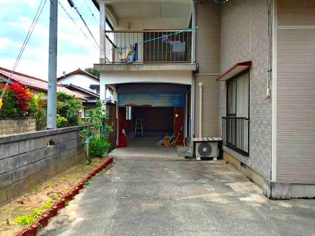 安来市切川町戸建のその他|車庫