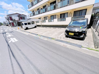 【駐車場】