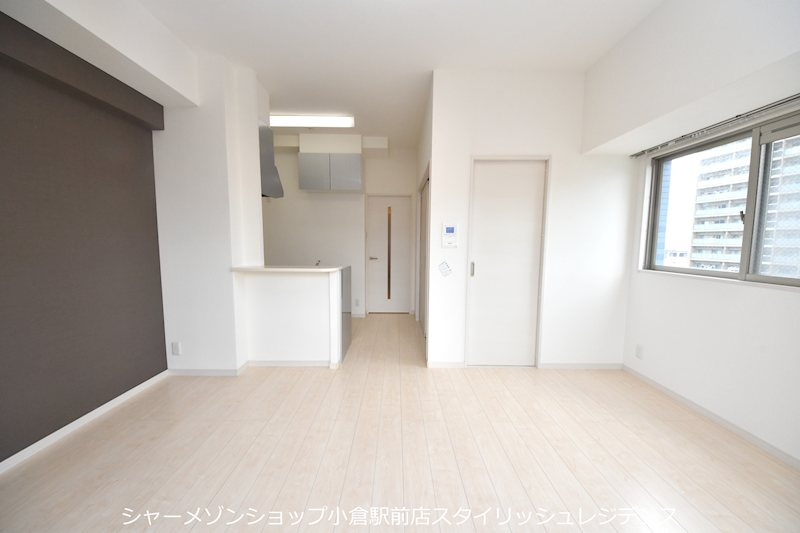 アンレーヴ門司駅前の居間・リビング