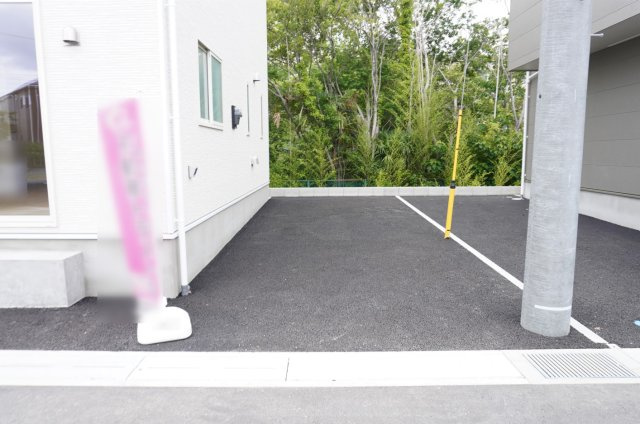 草加市瀬崎5丁目 新築分譲住宅 全10棟 9号棟の駐車場