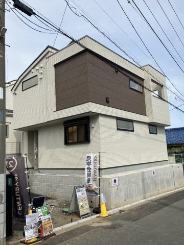 戸建 横浜市神奈川区六角橋５丁目の前面道路含む現地写真