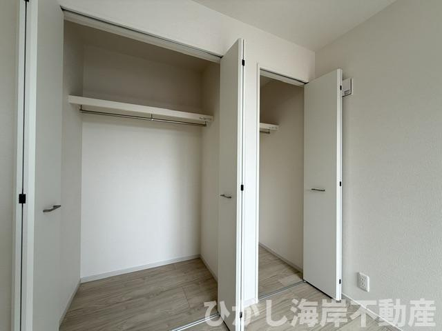 茅ヶ崎市南湖4丁目　新築戸建　全２棟の収納|各居室　収納スペース付き