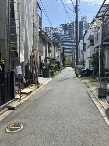 戸建 川崎市幸区塚越２丁目の前面道路含む現地写真