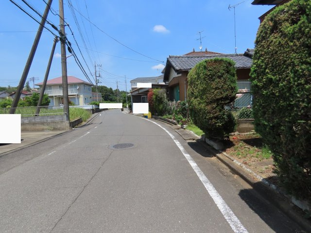 川越市かすみ野売地の前面道路含む現地写真