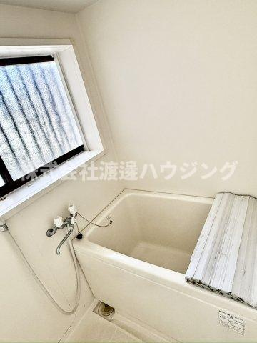 上ノ島貸家の浴室