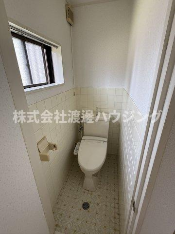 上ノ島貸家のトイレ