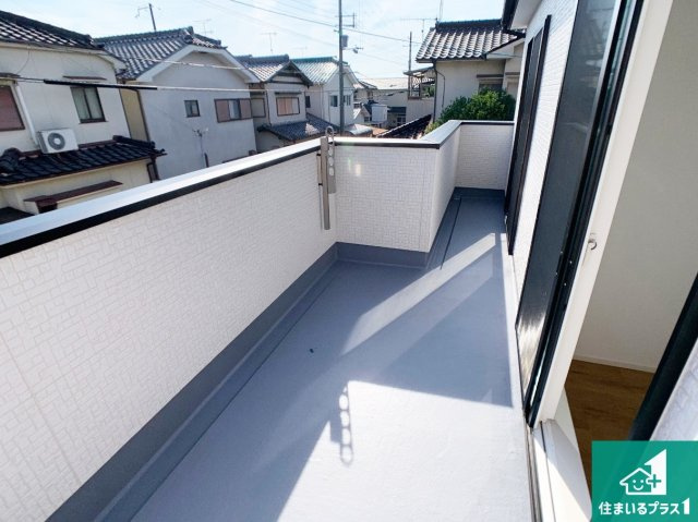 神戸市西区長畑町　第4期　未入居のバルコニー|ワイドバルコニーは洗濯物を干すスペースが広いのでご家族が多くても安心！