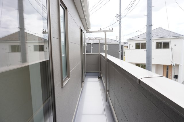 草加市瀬崎5丁目 新築分譲住宅 全10棟 10号棟のバルコニー