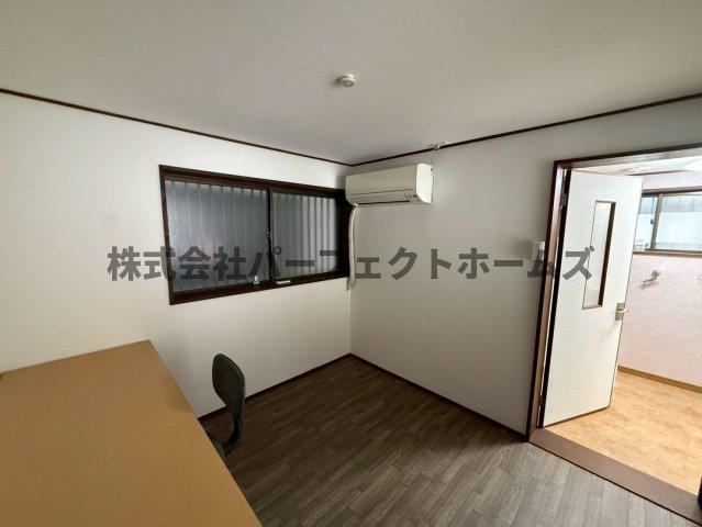 禁野本町1丁目戸建　賃貸の洋室|洋室です
