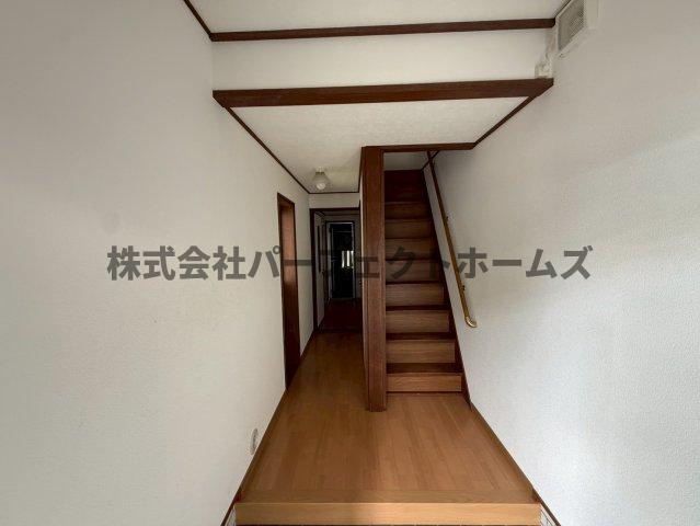 禁野本町1丁目戸建　賃貸の内装|きれいな内装です