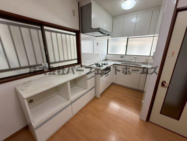 禁野本町1丁目戸建　賃貸のキッチン|キッチンです