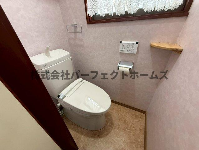 禁野本町1丁目戸建　賃貸のトイレ|トイレもきれいです