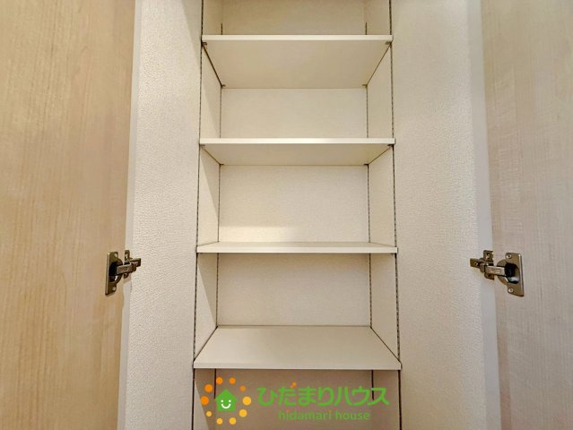 久喜市本町2丁目2期　新築一戸建て　03の収納