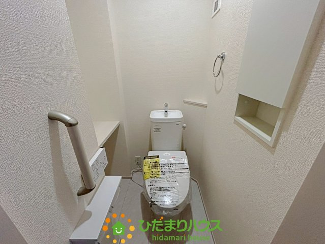 久喜市本町2丁目2期　新築一戸建て　03のトイレ