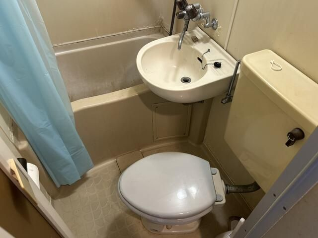 レオパレスダイヤの浴室
