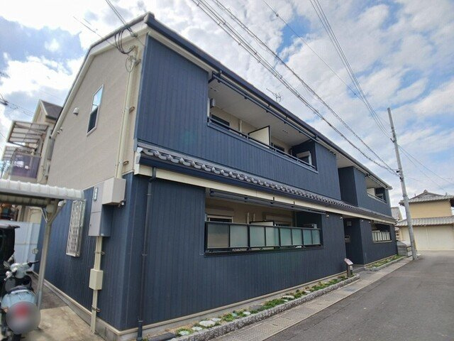 ジュネス　モデルヌ