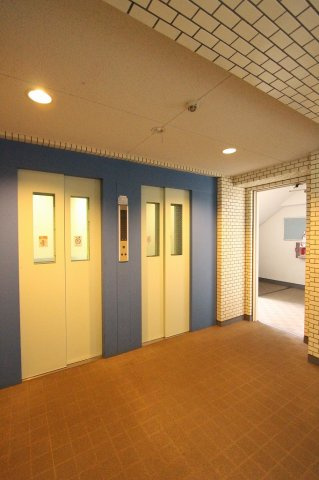 シャトー・ベルヴュー三郷のその他共用部分|エレベーター