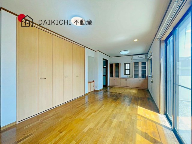 【居間・リビング】 | 比企郡川島町大字下伊草　中古戸建　