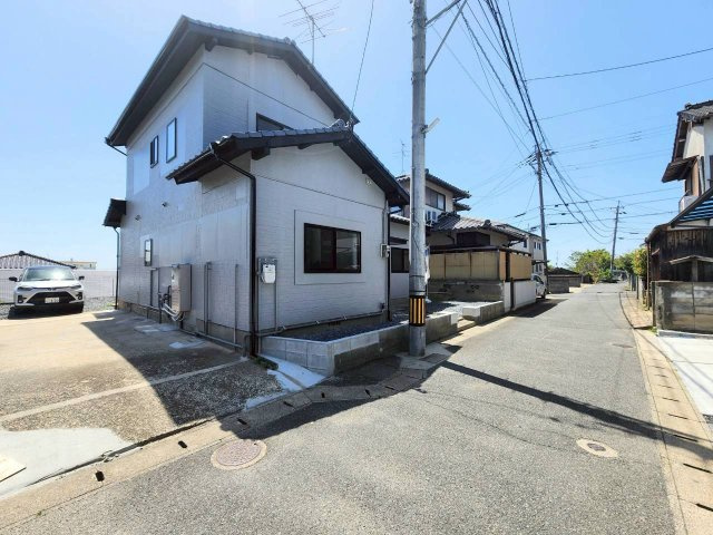 RESET HOUSE－リセットハウス八幡西区美原町の前面道路含む現地写真|前面道路は約4ｍ幅♪交通量少なめ♪
