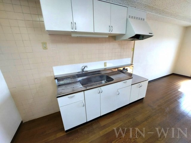 レ・セゾン菰口 Aのキッチン|イメージ（同建物内別部屋の写真です）