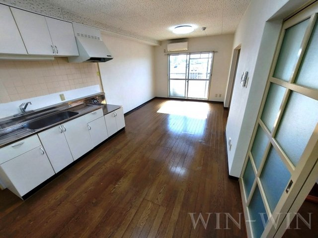 レ・セゾン菰口 Aのキッチン|イメージ（同建物内別部屋の写真です）