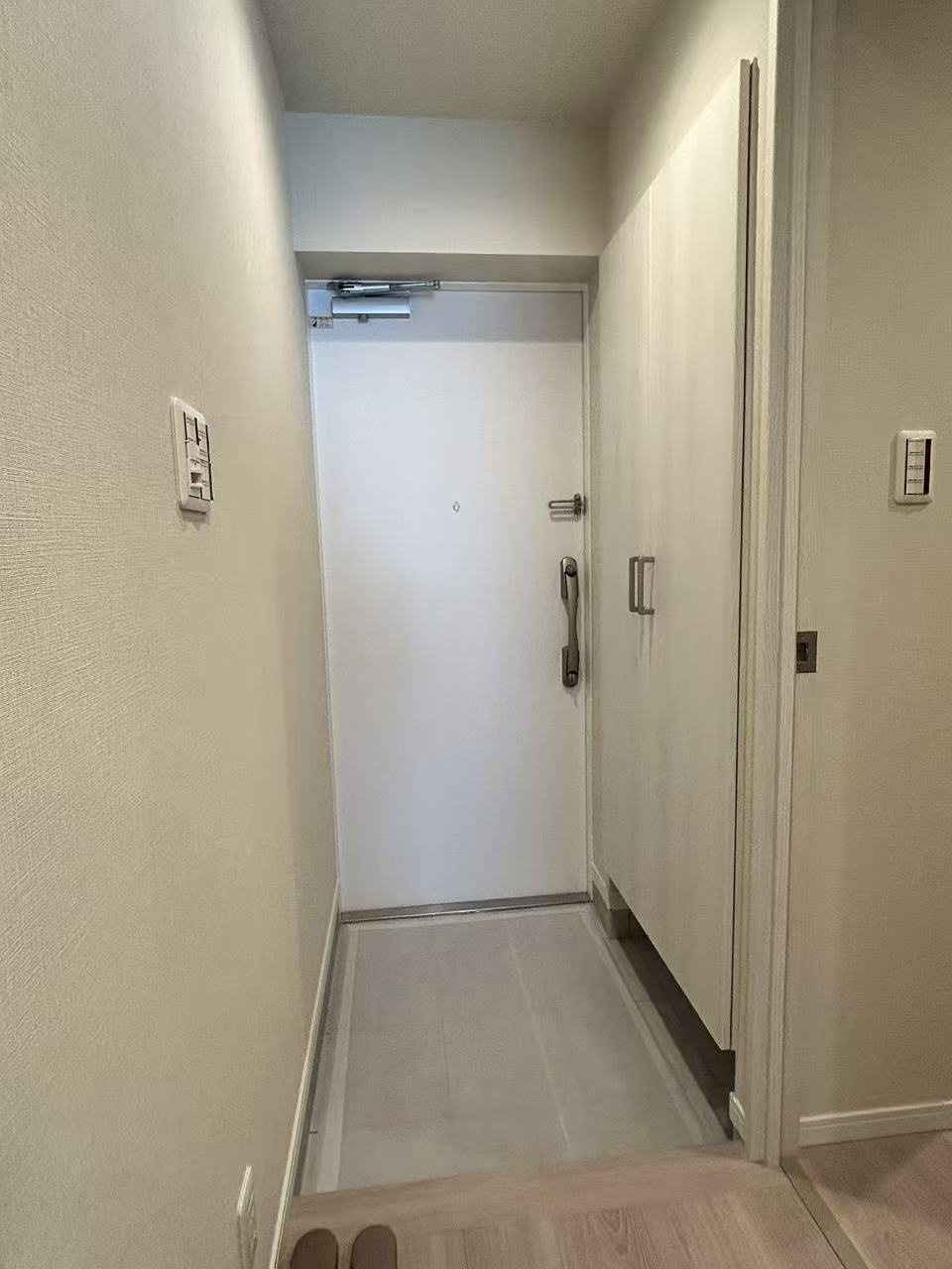 ルジェンテ南大塚の玄関