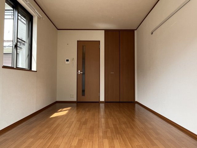 エクセレント弥生の居間・リビング