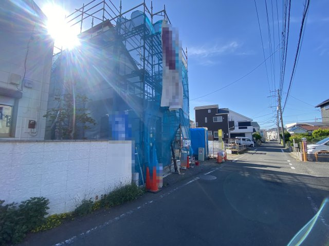 新築戸建て　東村山秋津町20期の前面道路含む現地写真