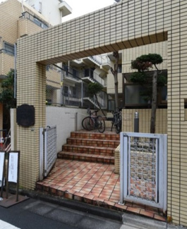 【エントランス】