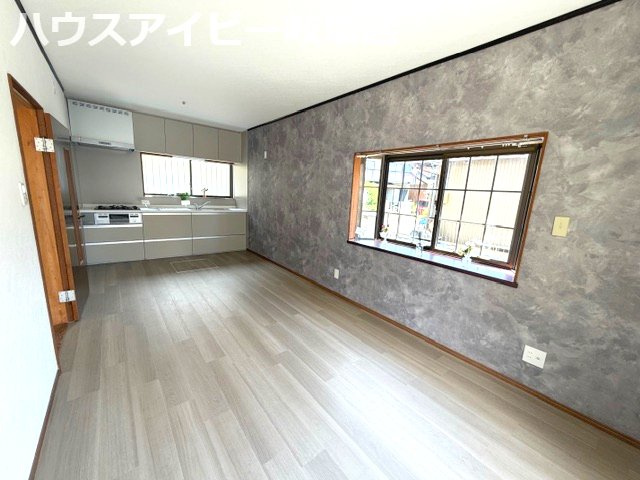 【居間・リビング】の画像