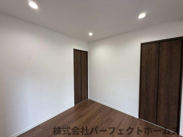 香里ヶ丘4丁目戸建の居間・リビング|リビングです