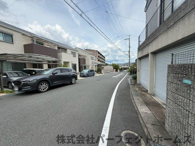 香里ヶ丘4丁目戸建の周辺