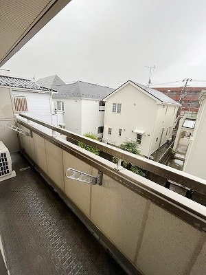 Ｅｎｓｏｌｅｉｌｌｅｅのバルコニー