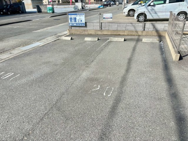 アマルフィＹの駐車場