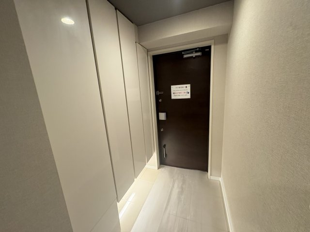 ハピアス西神南の玄関