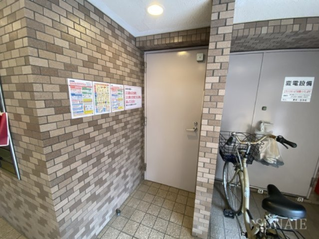 日神パレステージ護国寺のその他共用部分|敷地内ゴミ置き場です☆
