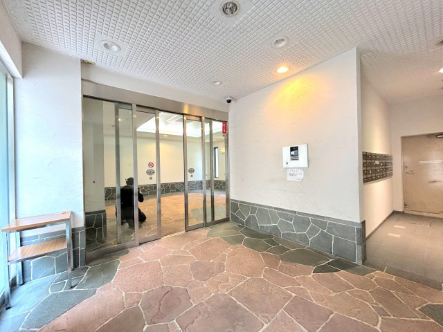 エクセシオール港区海岸のその他共用部分|まもなくリフォーム工事完了予定。
早めのご見学をお待ちしております。