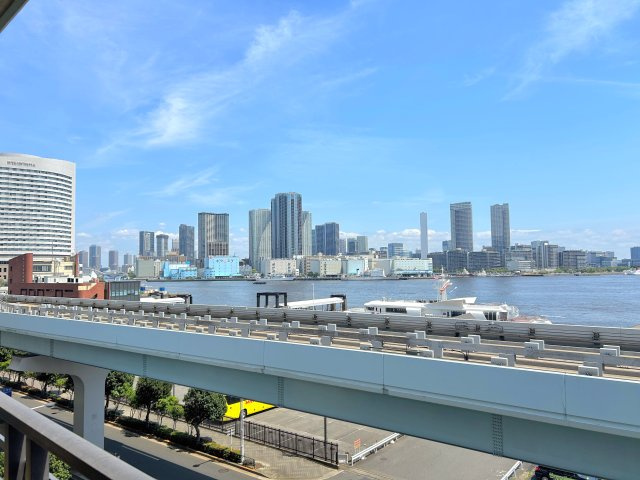 エクセシオール港区海岸の展望|この開放感ある眺望と共に閑静な住宅街の季節感を演出する四季折々の変化を楽しめる心地よい場所となることでしょう。