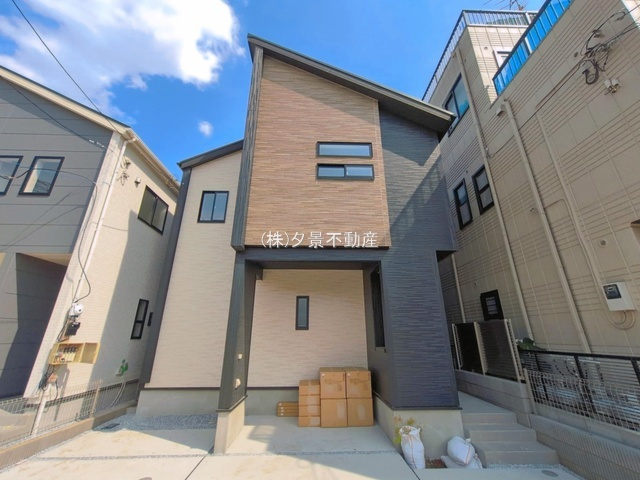 《仲介手数料無料》上尾市本町５丁目5-17新築一戸建てブルーミングガーデンの外観