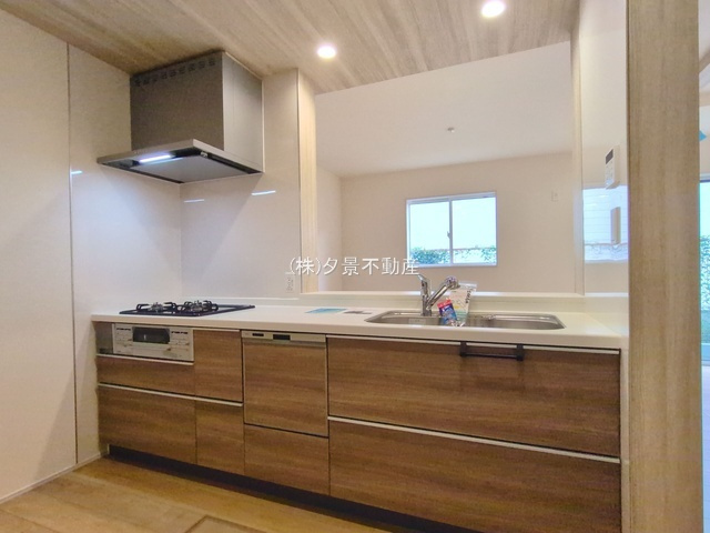 《仲介手数料無料》上尾市本町５丁目5-17新築一戸建てブルーミングガーデンのキッチン