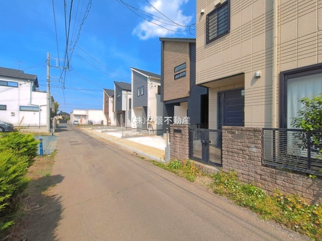 《仲介手数料無料》上尾市本町５丁目5-17新築一戸建てブルーミングガーデンの外観